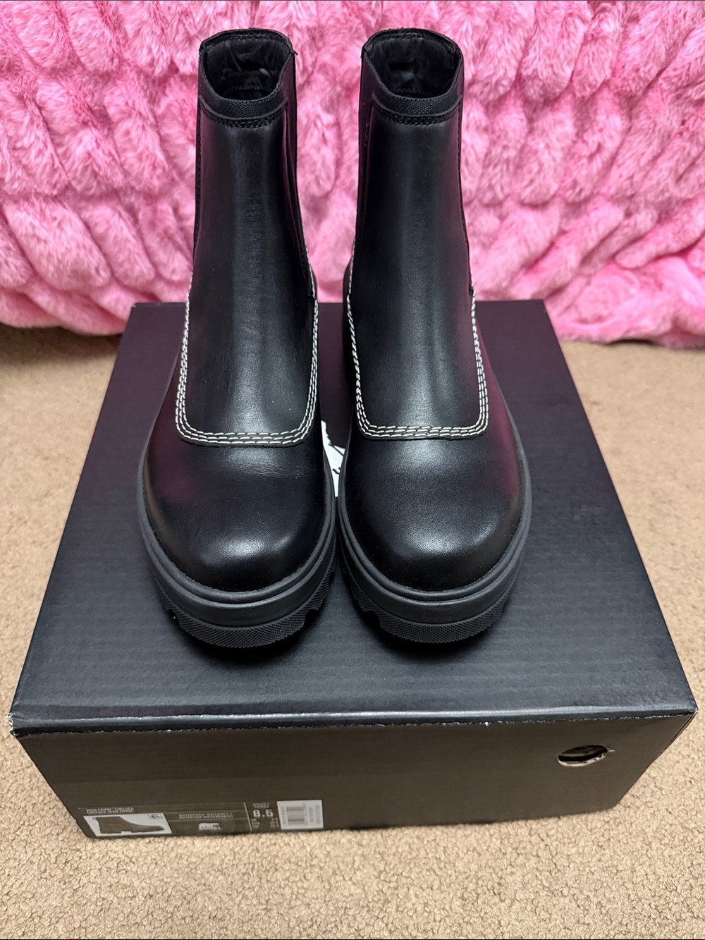 Sorel Black Chelsea Joan FRWD Platform Ankle Boots (NWOT)